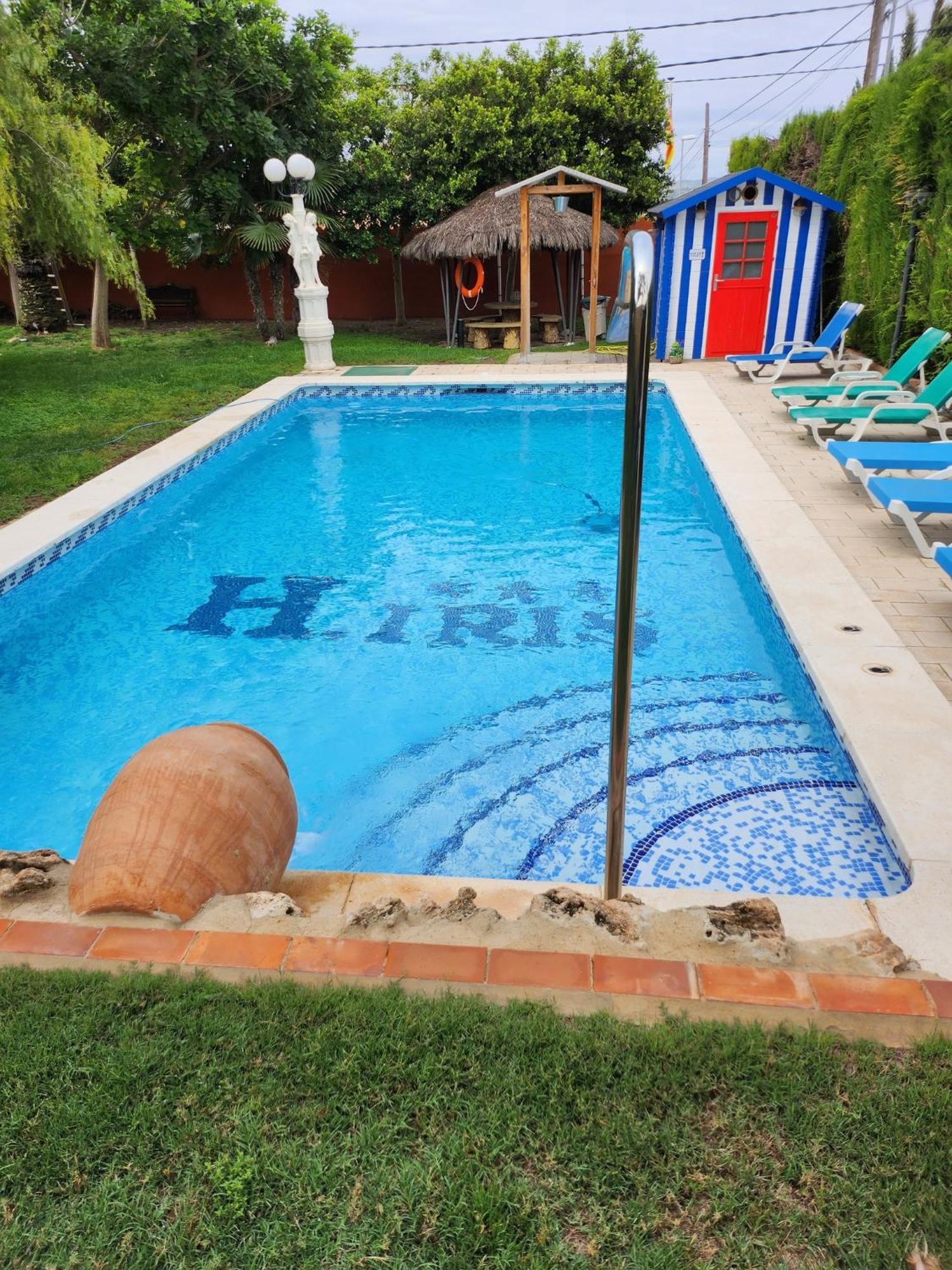 Hotel Iris La Eliana Exterior foto